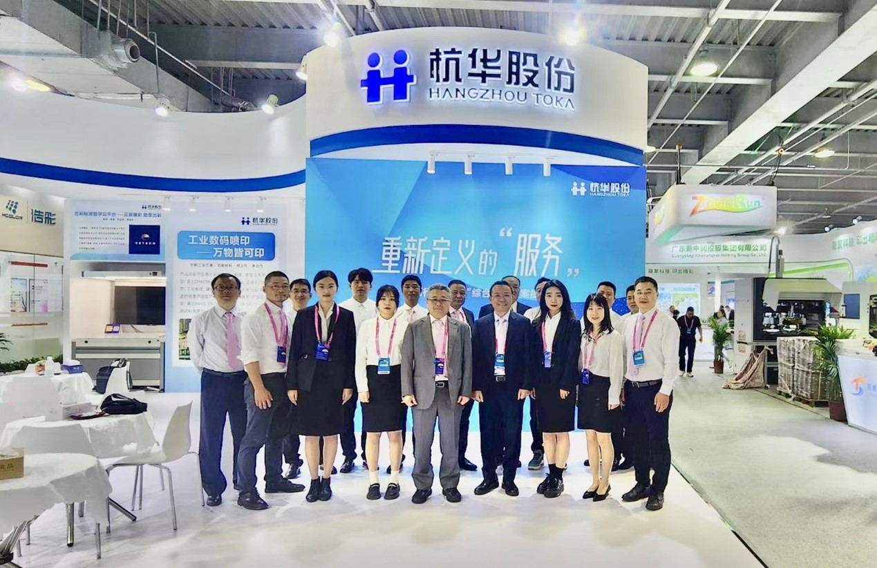 岳和我厨房做爽死我了A片视频