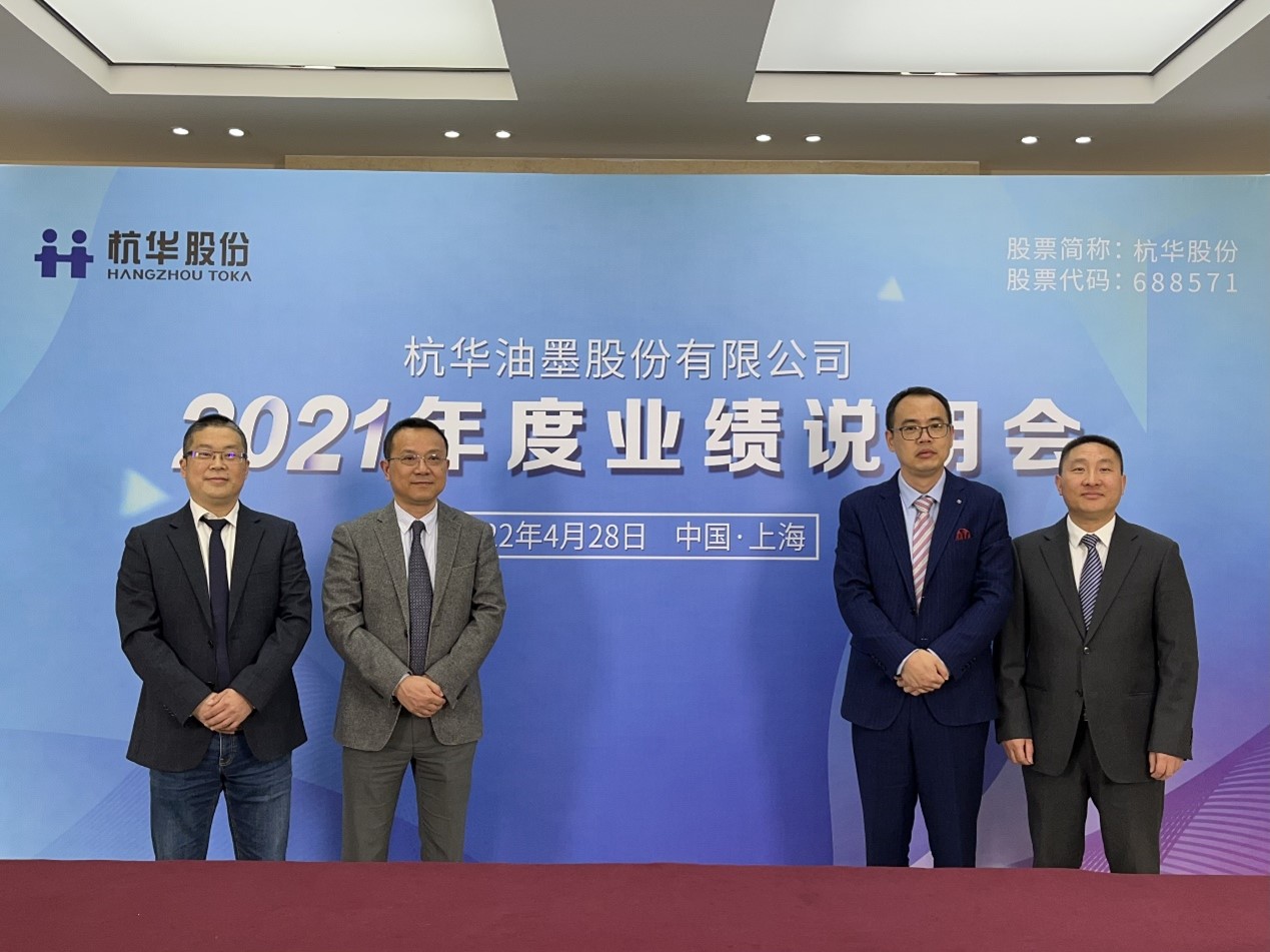 岳和我厨房做爽死我了A片视频